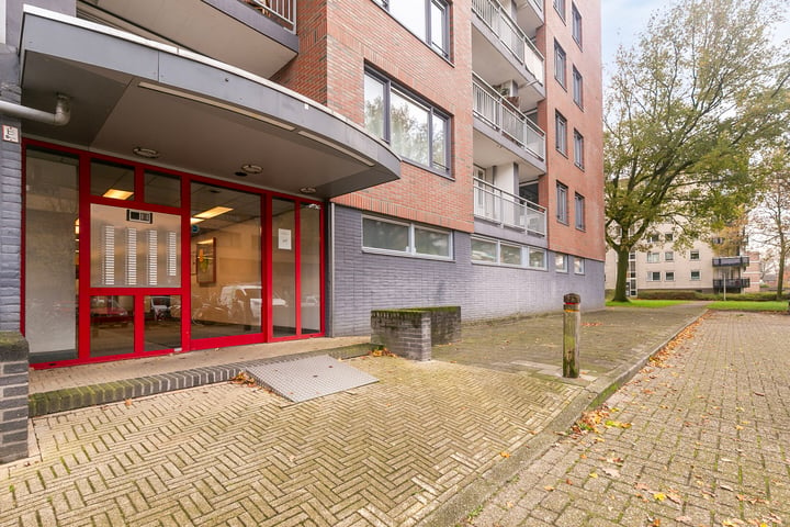 View photo 19 of Waalstraat 175