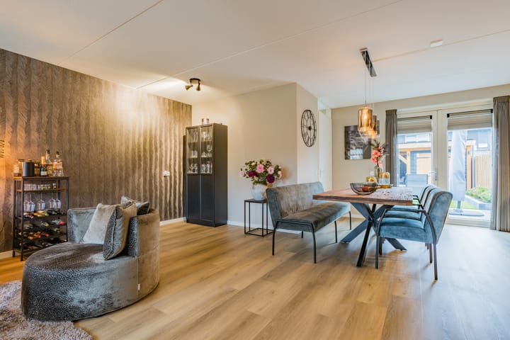 Photo 7 of Pimpernel 15