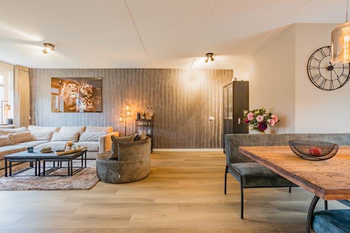 Photo 11 of Pimpernel 15