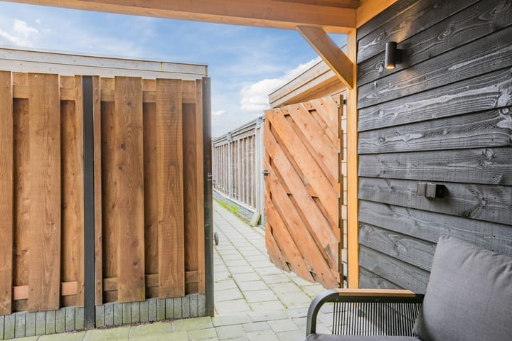 Photo 40 of Pimpernel 15