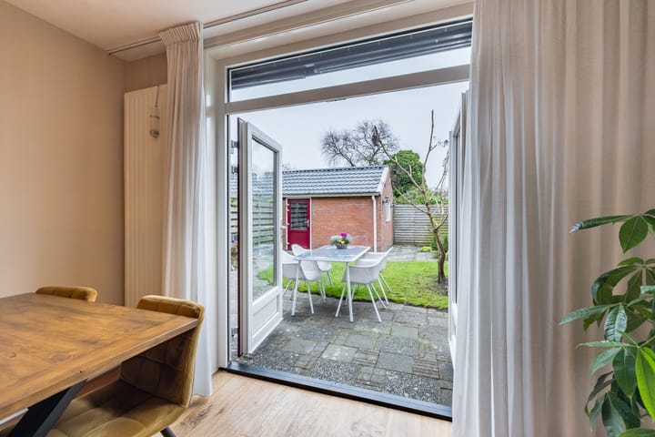 Foto 16 van van Heuven Goedhartlaan 9