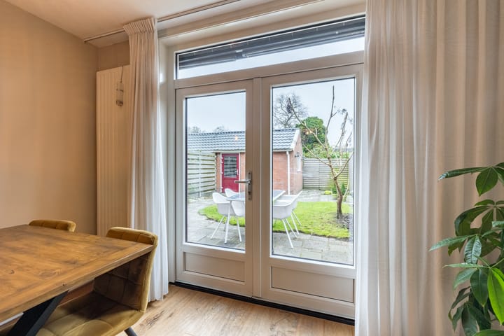 Foto 15 van van Heuven Goedhartlaan 9