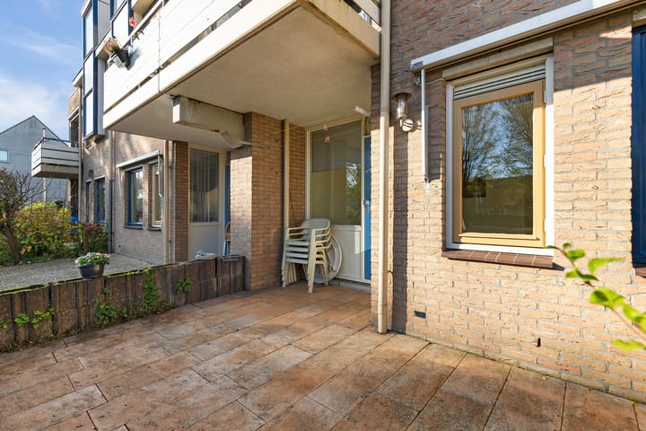 Foto 27 van Dekamastraat 12