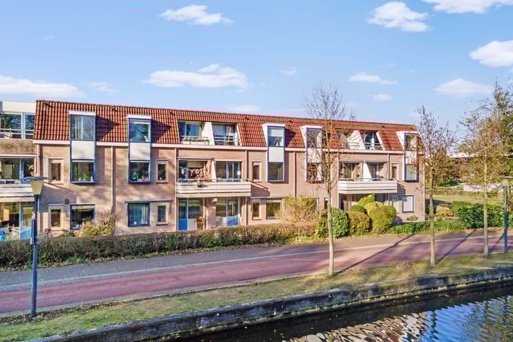 Foto 36 van Dekamastraat 12