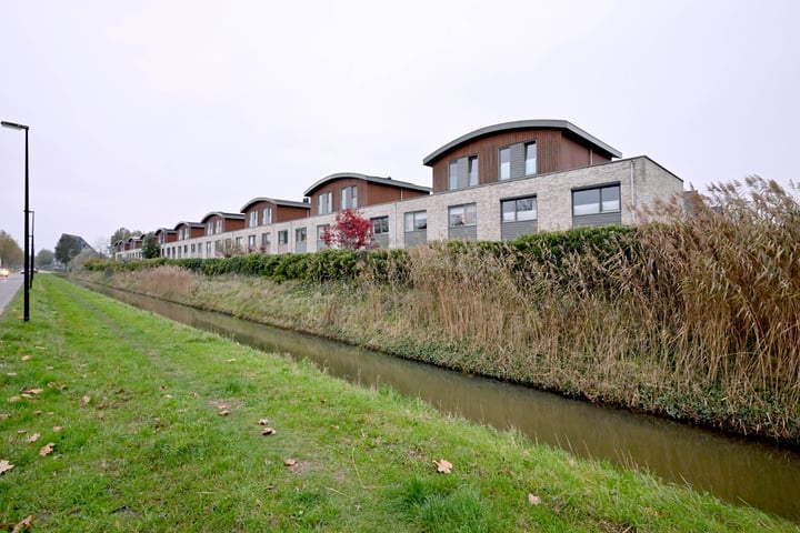 Bekijk foto 38 van Henri Berssenbruggestraat 5