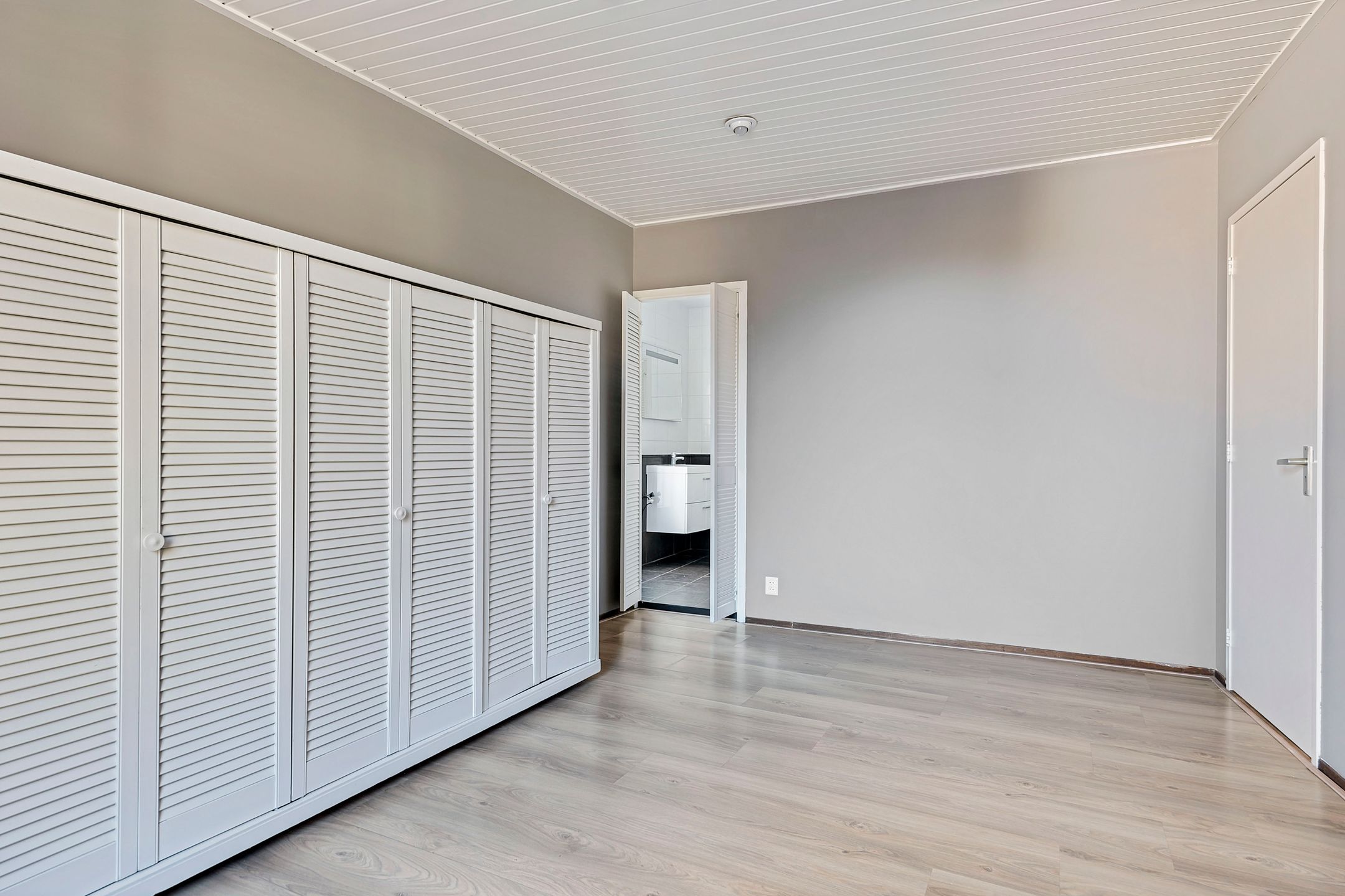 Foto 15 van Lindenplein 12