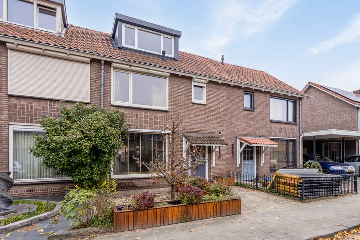 Bekijk foto 36 van Willy Andriessenstraat 21