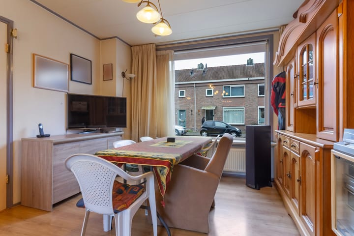 Foto 12 van Debussylaan 105