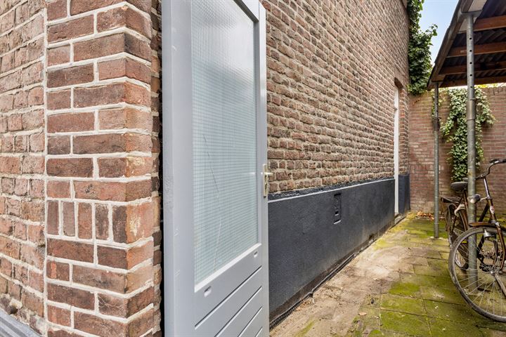 Bekijk foto 32 van Nieuwstraat 130