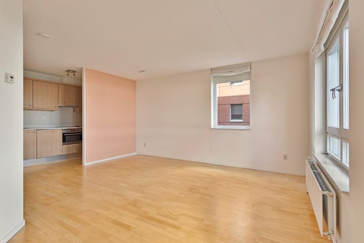 Foto 10 van Amsterdamsevaart 118-A