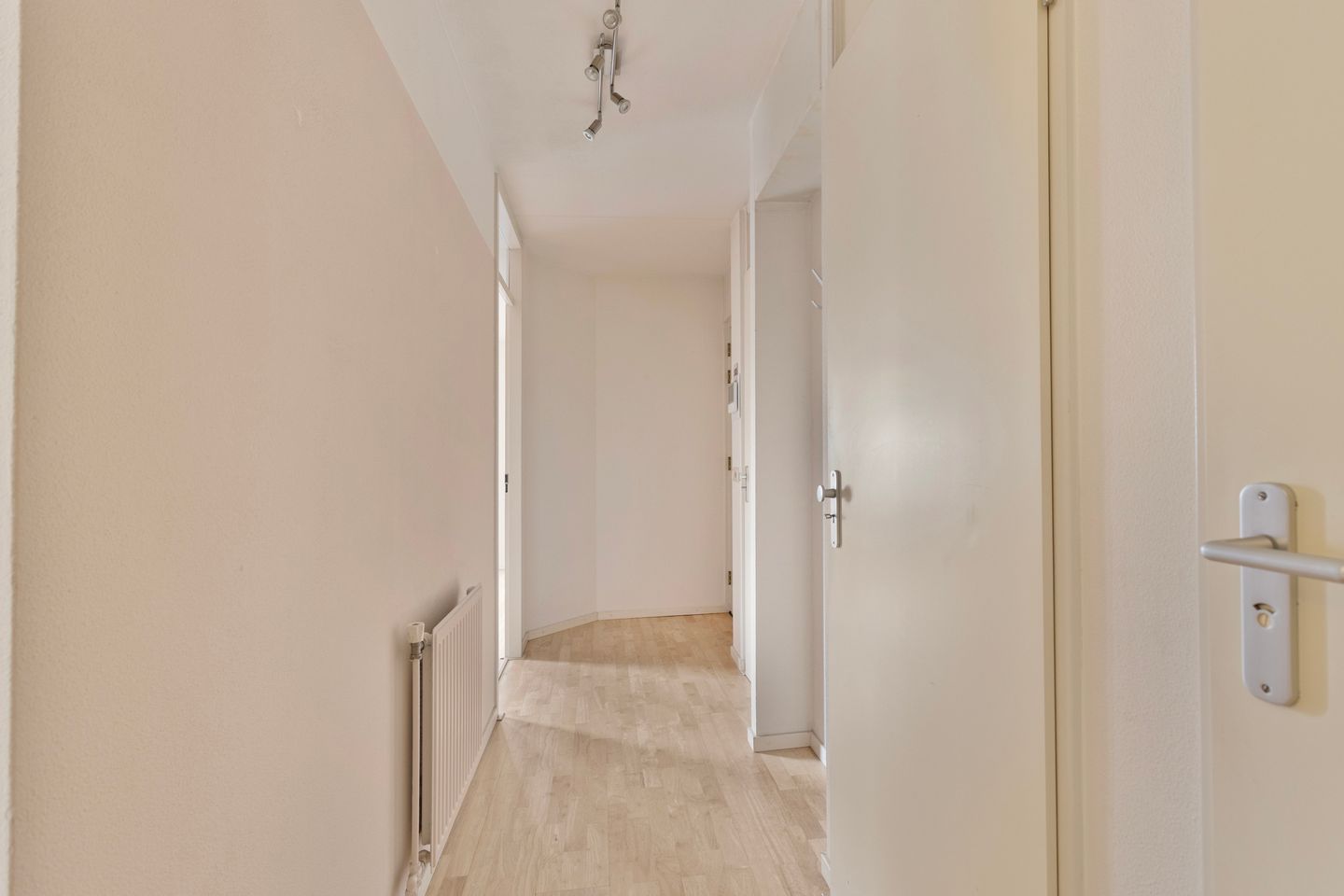 Photo 19 of Amsterdamsevaart 118-A