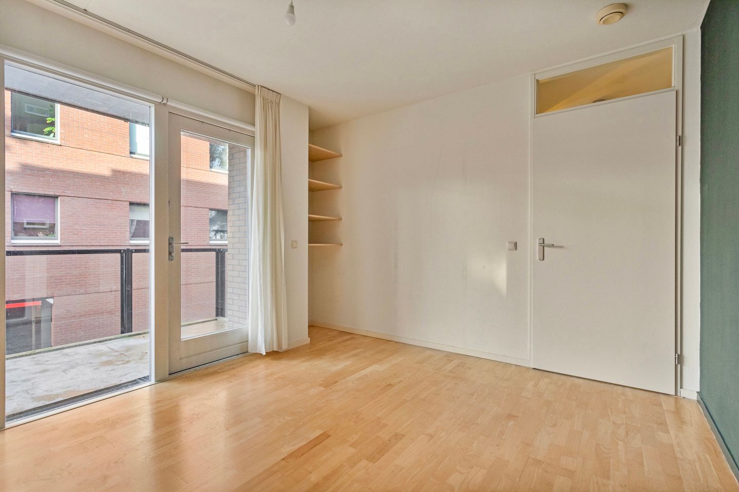 Photo 20 of Amsterdamsevaart 118-A