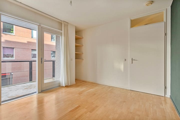 Foto 20 van Amsterdamsevaart 118-A