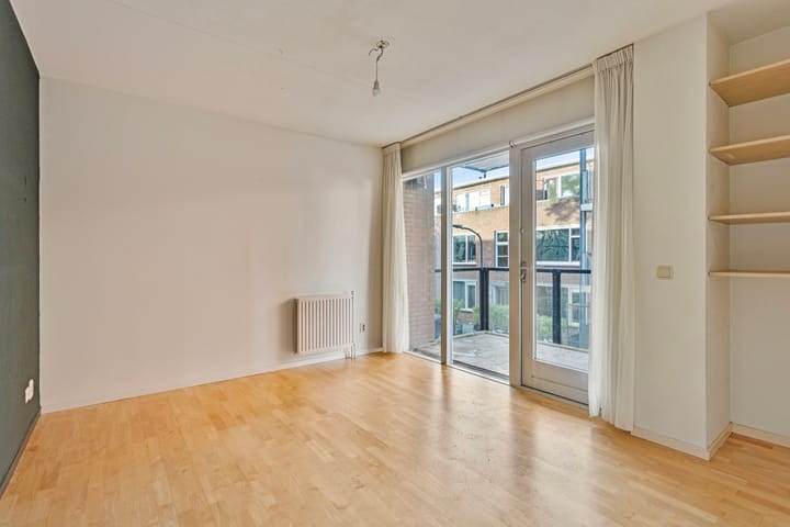 Foto 21 van Amsterdamsevaart 118-A