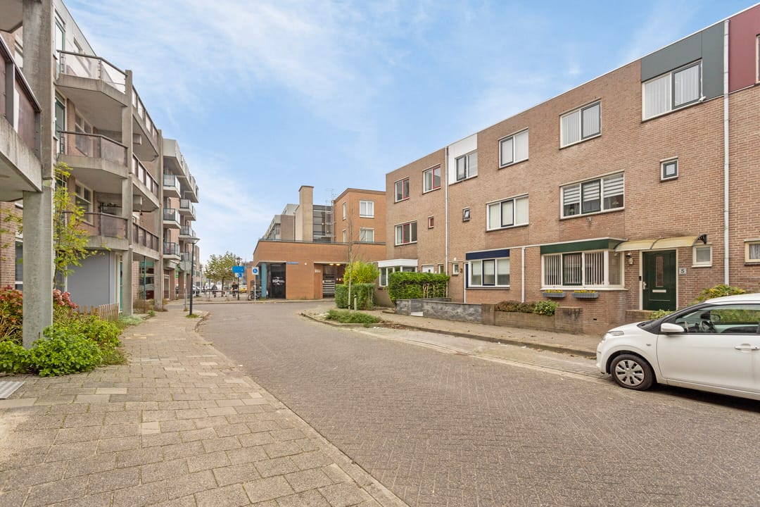 Photo 28 of Aletta Jacobsstraat 1