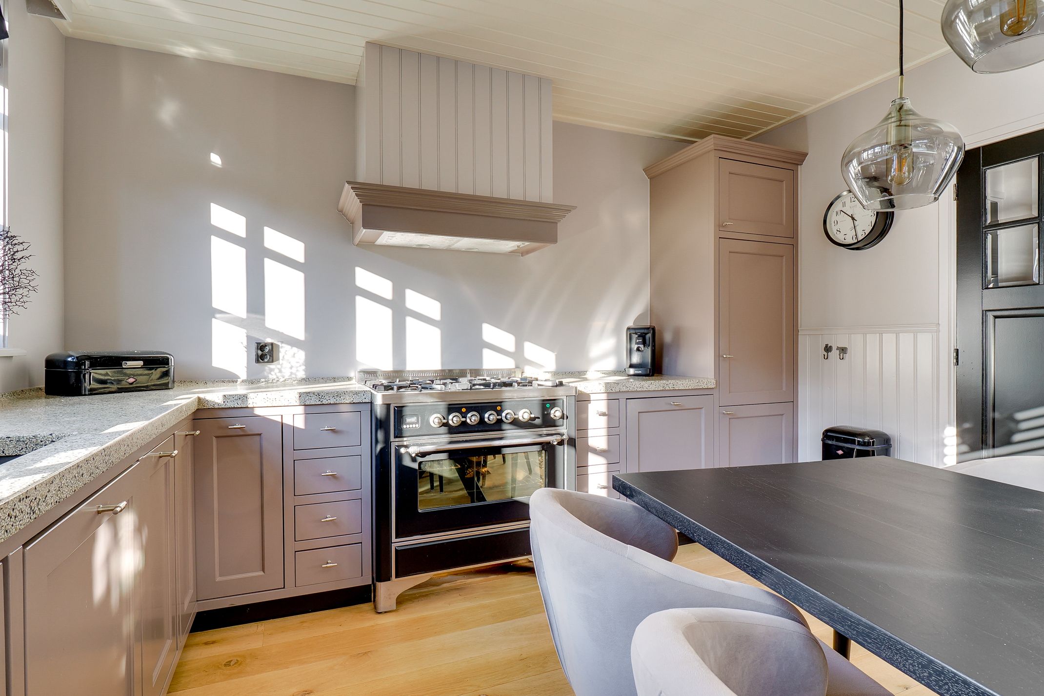 Photo 12 of Mauritsstraat 6