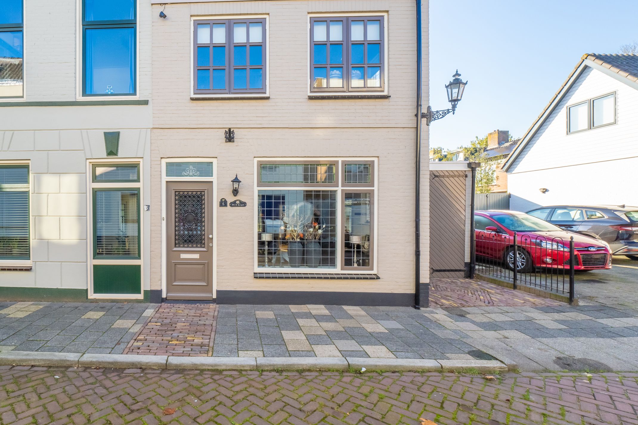 Photo 39 of Mauritsstraat 6