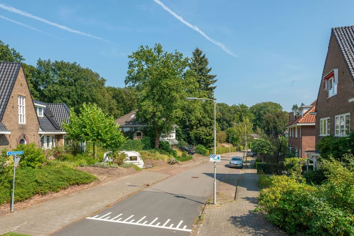 Foto 44 van Van Heemstralaan 96