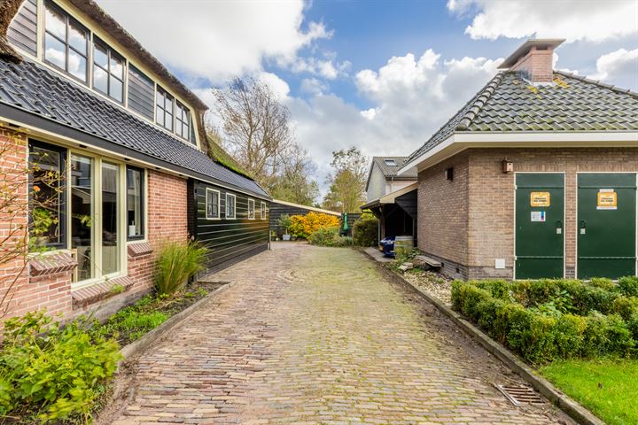 View photo 8 of Dorpsstraat 32