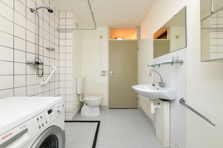 Foto 14 van van Hamelstraat 54