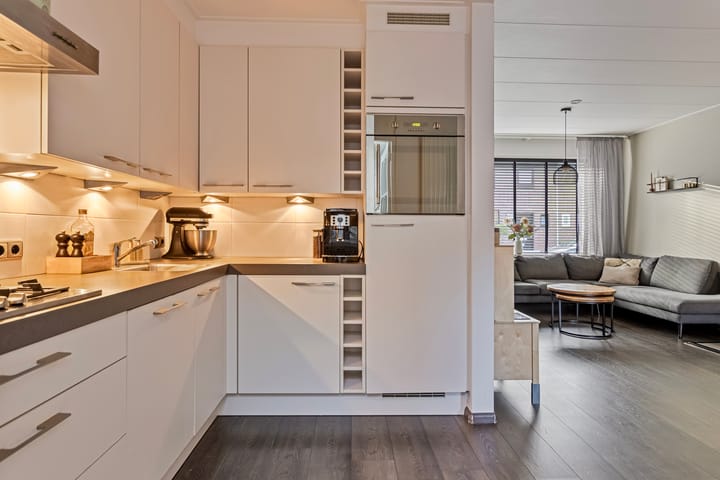 Foto 11 van Bernhardstraat 36