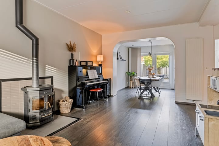 Foto 8 van Bernhardstraat 36