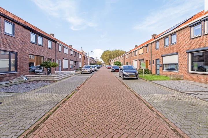 Foto 28 van Bernhardstraat 36