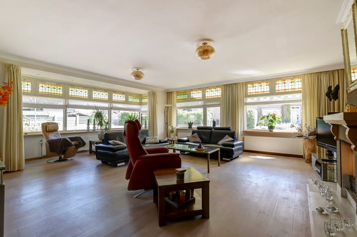 Foto 11 van Leemweg 6