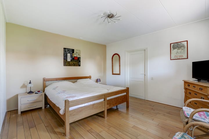 Foto 19 van Leemweg 6