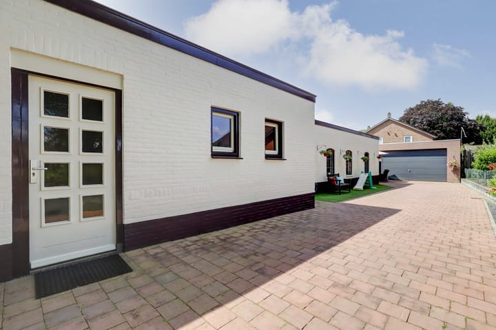 Foto 45 van Leemweg 6