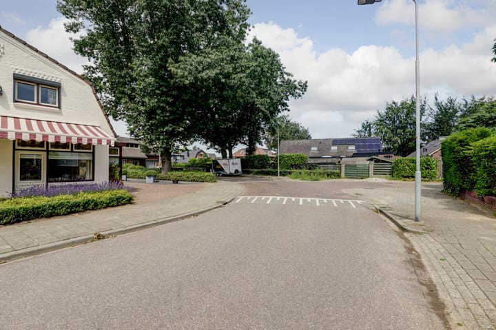 Foto 59 van Leemweg 6