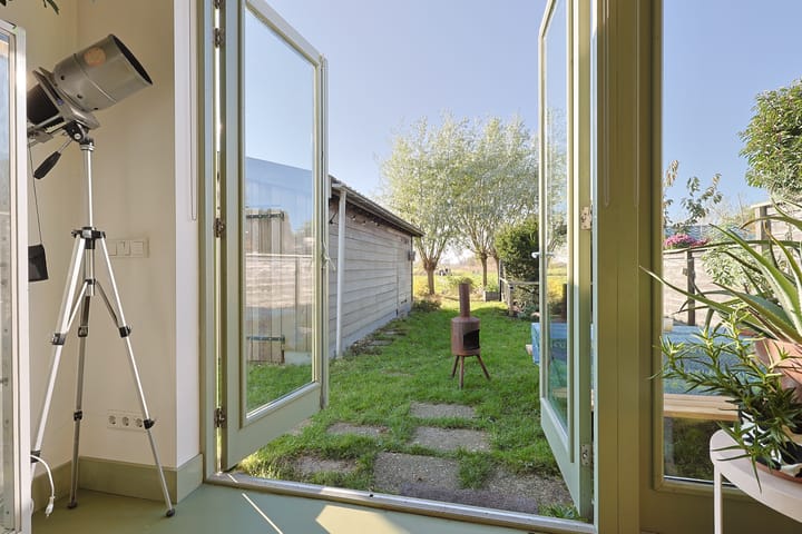 Foto 15 van Middel 155