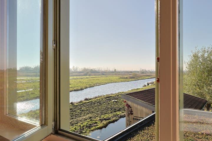 Foto 18 van Middel 155