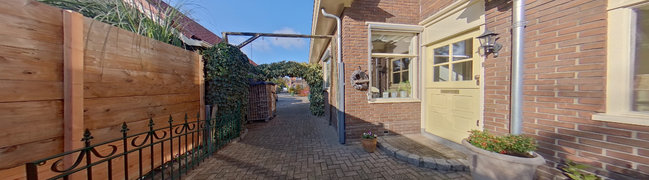 View 360° photo of Achtertuin of Dahliastraat 2