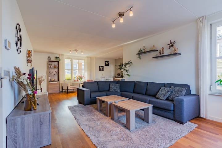 Photo 2 of Hoogveld 12