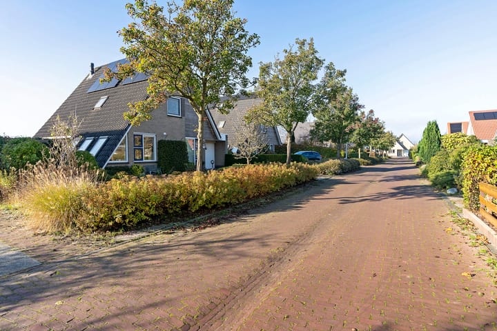 Photo 63 of Wetterbies 24