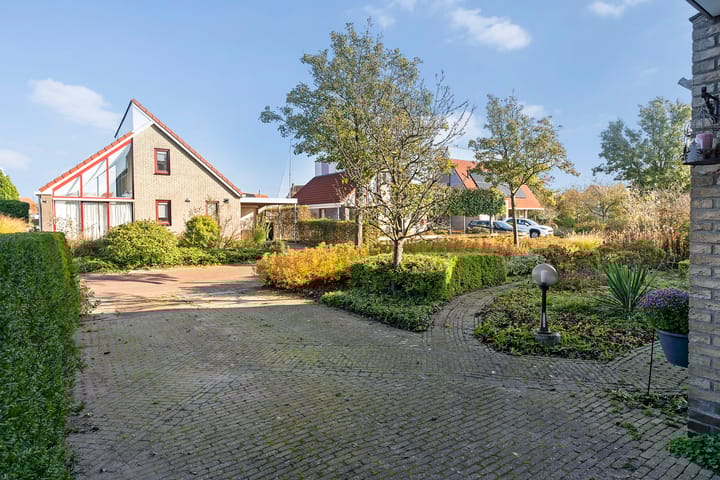 Photo 66 of Wetterbies 24