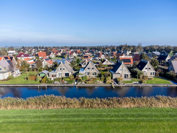 Photo 72 of Wetterbies 24