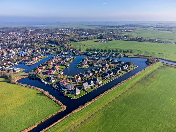 Photo 74 of Wetterbies 24