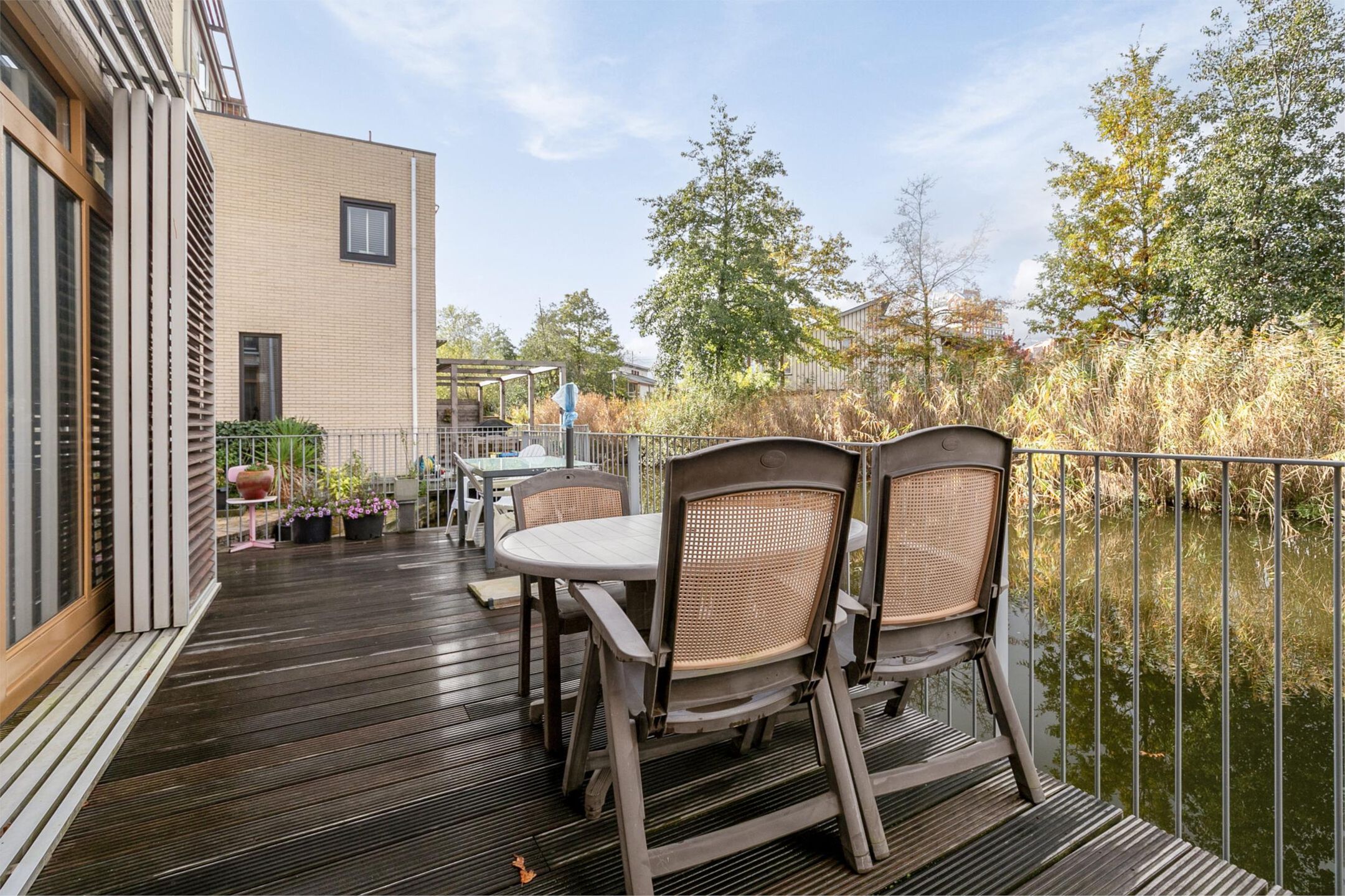 Photo 42 of Orinocostroom 19