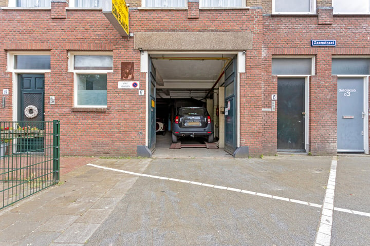 Bekijk foto 50 van Zaanstraat 17