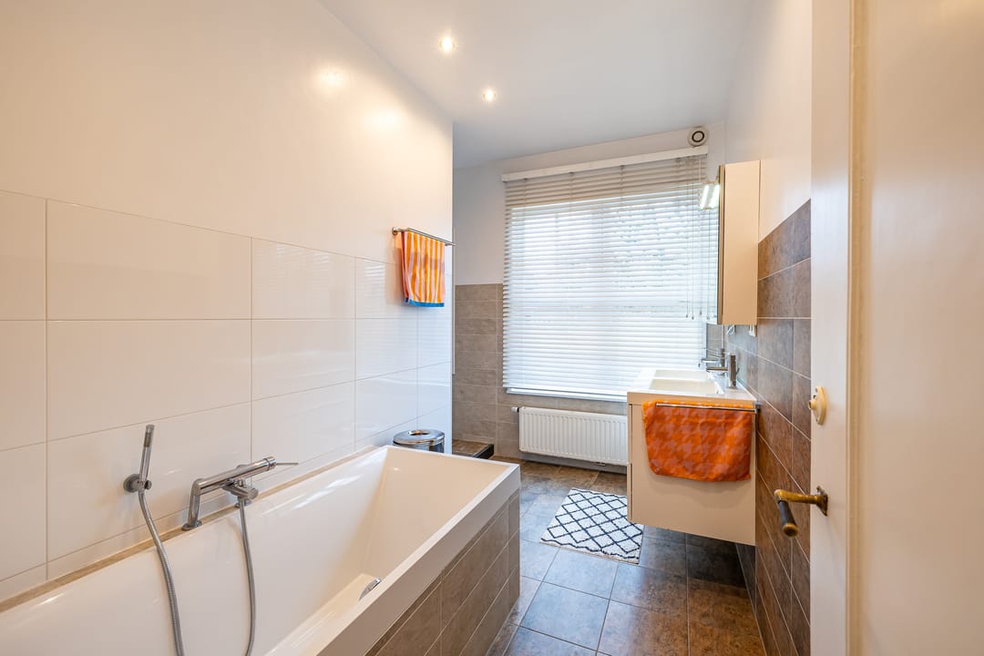 Photo 52 of Verlengde Hereweg 98