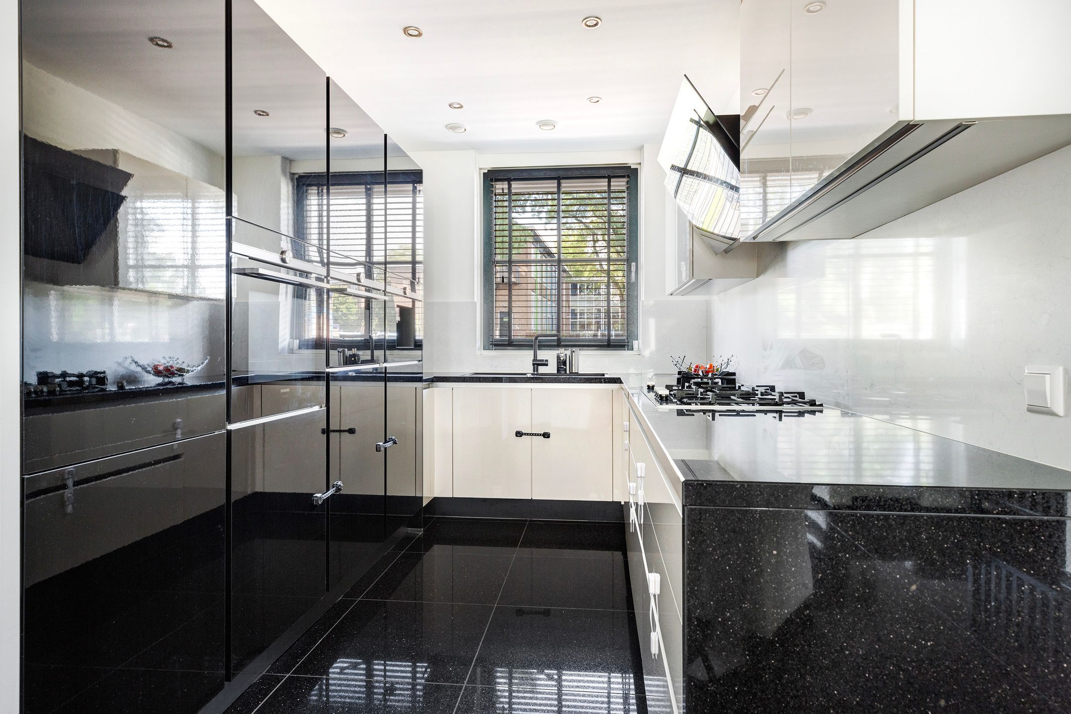 Foto 12 van Abtsweg 76-B