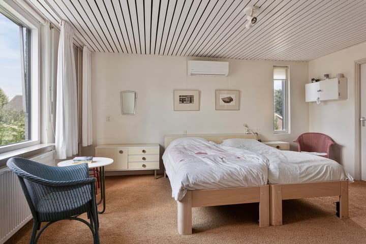 Photo 31 of Sint Servatiusstraat 34