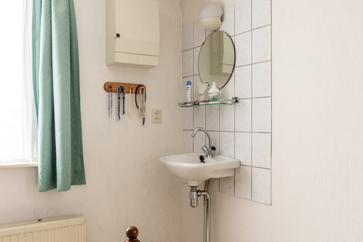 Foto 25 van Middelweg 45