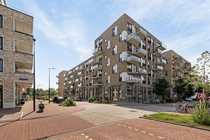 Bekijk foto 33 van Nida Senffstraat 151