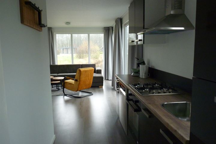 View photo 14 of Hoofdweg 20-A