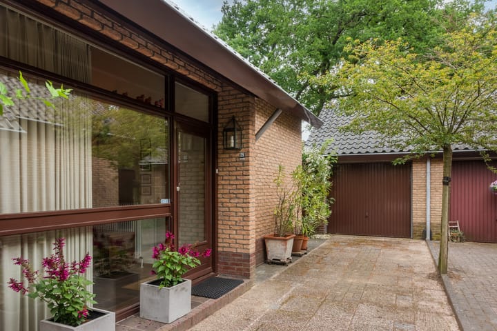 Foto 6 van Hoenderloseweg 67