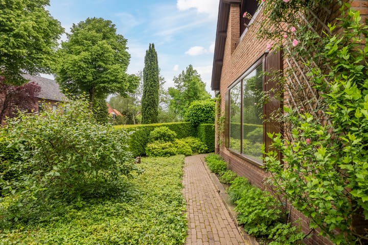 Foto 41 van Hoenderloseweg 67