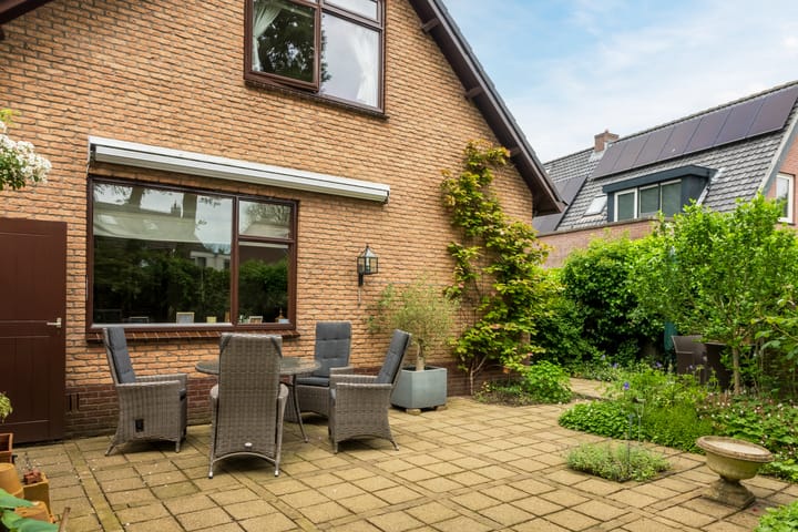 Foto 43 van Hoenderloseweg 67